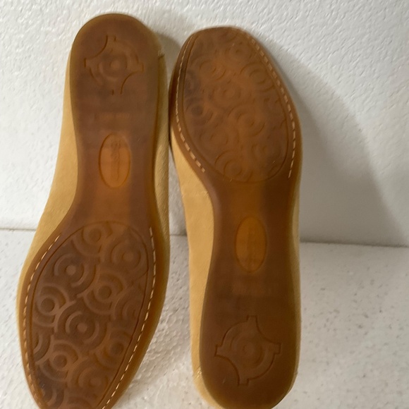Born Brin natural suede slip on flats with bow size 11M - Picture 7 of 8